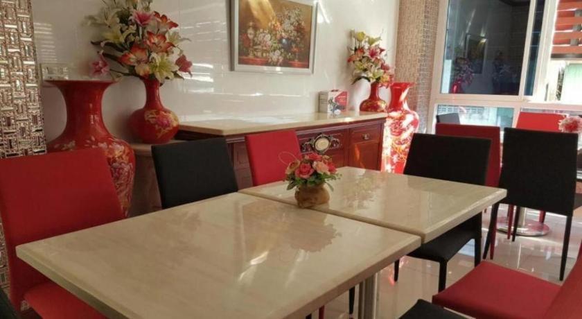V-House Hotel Trang Extérieur photo