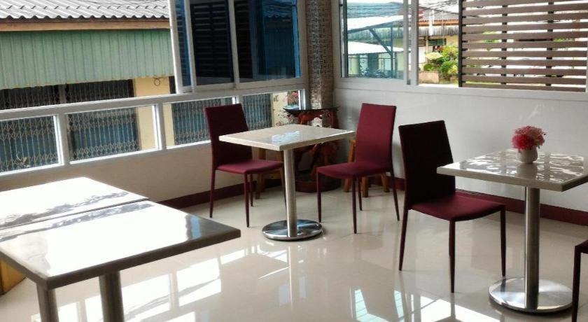 V-House Hotel Trang Extérieur photo
