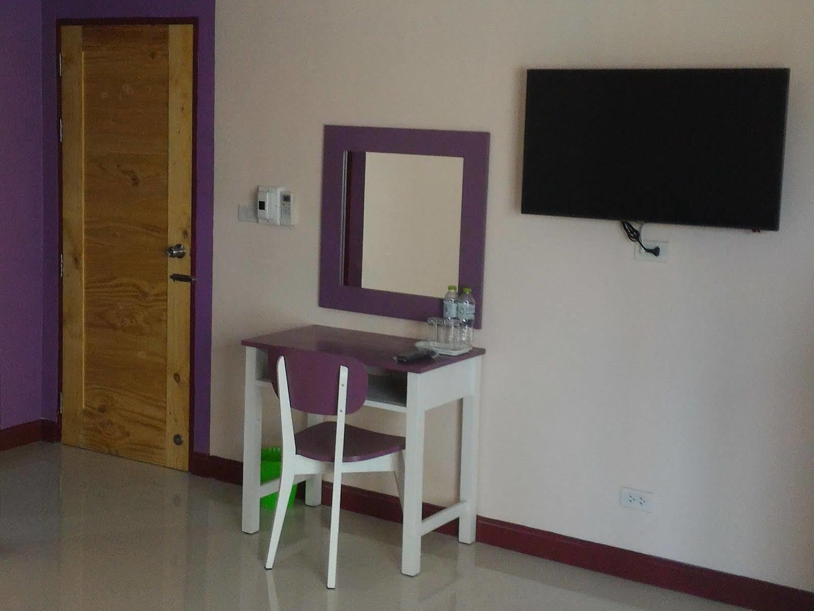 V-House Hotel Trang Extérieur photo